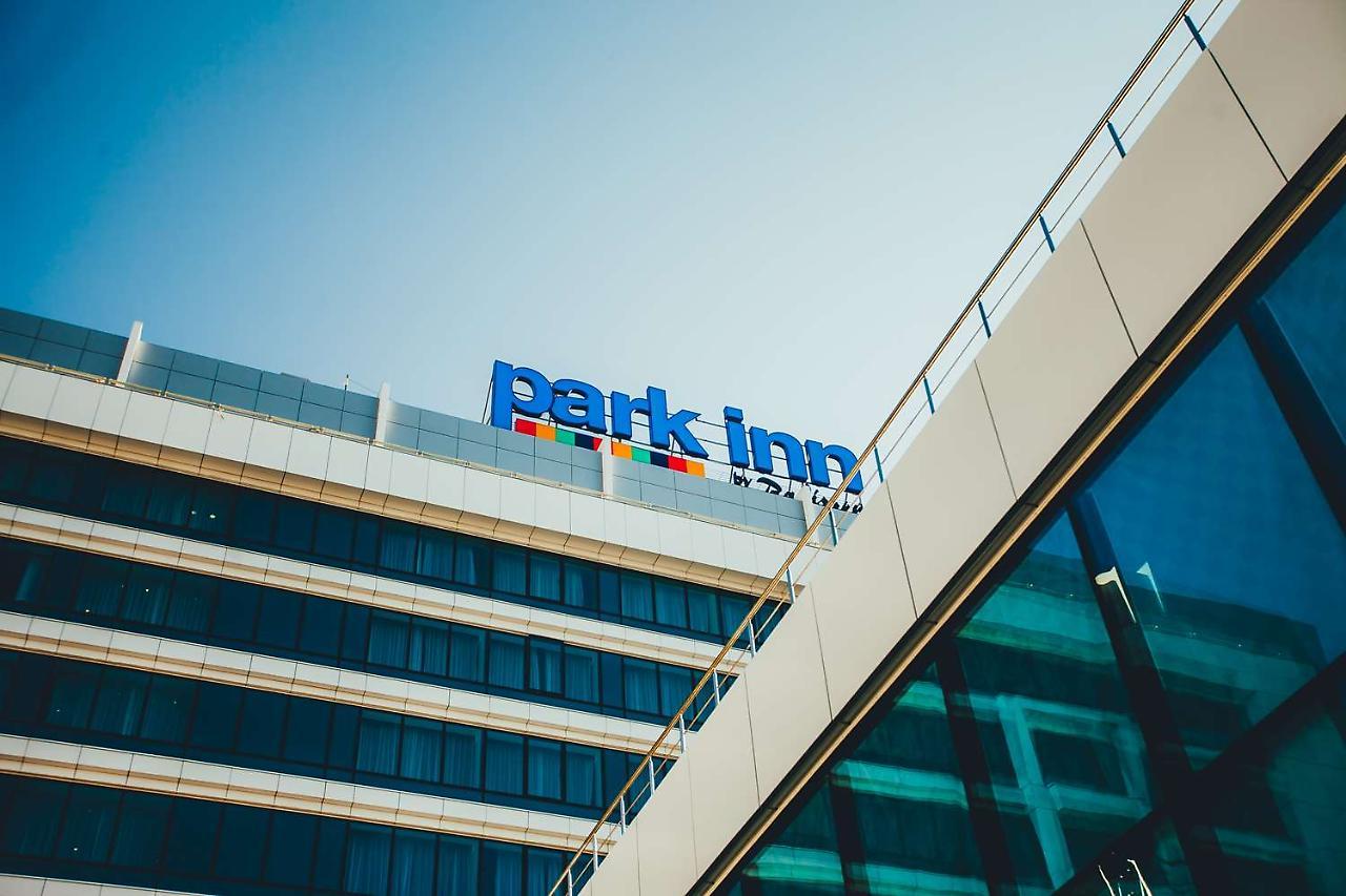 Park Inn By Radisson Izhevsk Hotel Exterior foto